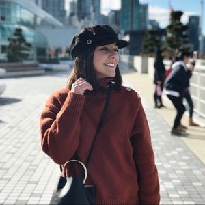 Meet your Posher, Dela